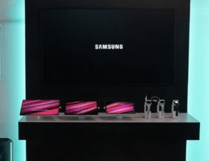 Samsung 表示
