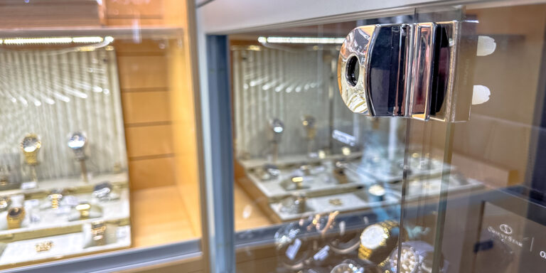 宝石店がセキュリティを強化しながら日常業務を簡素化した方法